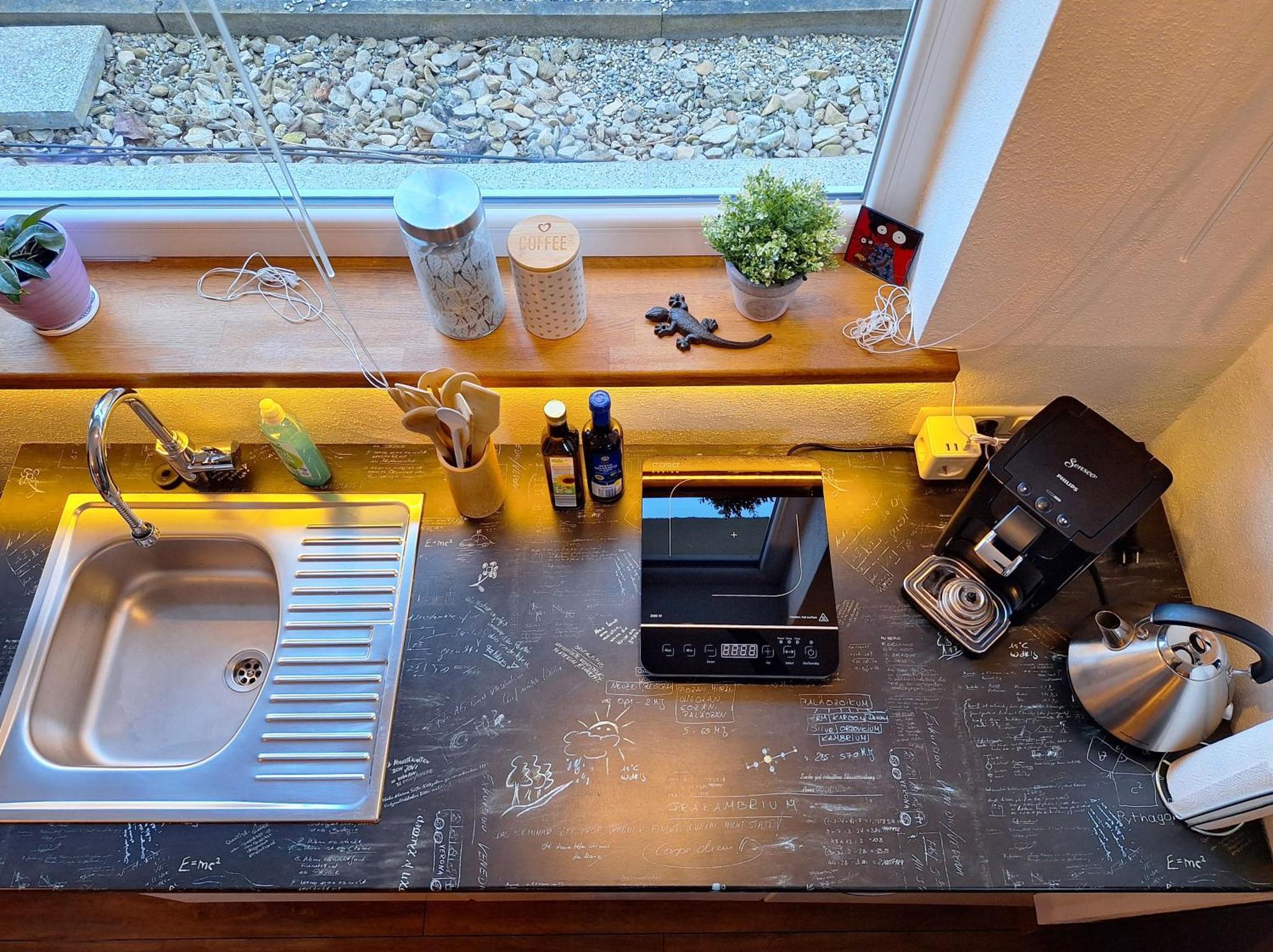 Ideal Fuer Kurze Aufenthalte - Gemuetliches 1-Zimmer-Apartment Adelsdorf Esterno foto